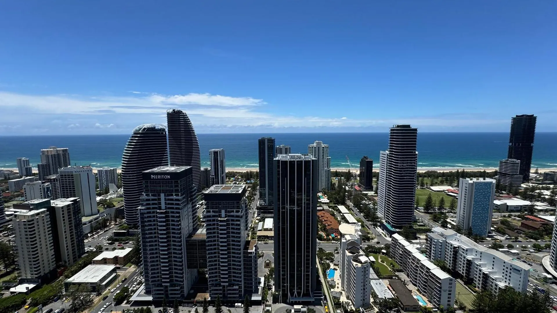 Luxury Modern Broadbeach Oasis Bbq, Sauna & Pool غولد كوست 0*,  أستراليا